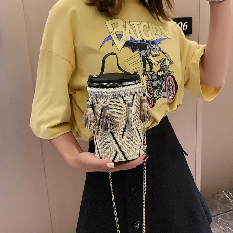 2022 New Ethnic Style Messenger Bag Artistic National Style Shoulder Bag Tassel Woven round Bag Women