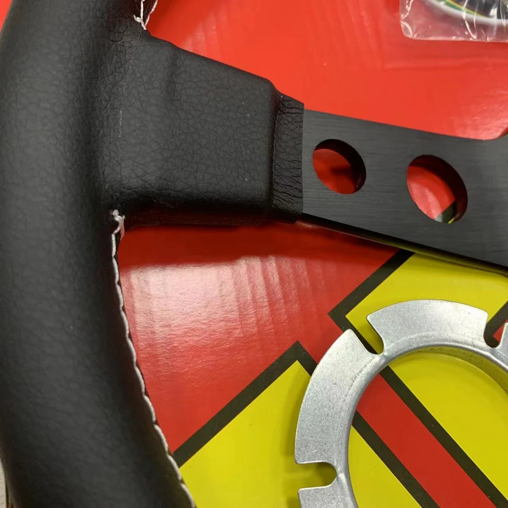 Рулевое колесо из натуральной кожи для гоночного автомобиля 14 дюймов модель MOMO