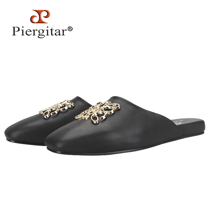 

Мюли Piergitar 2023 мужские из телячьей шкуры ручной работы в испанском стиле Роскошные брендовые шлепанцы с золотистой металлической пряжкой кожаные стельки
