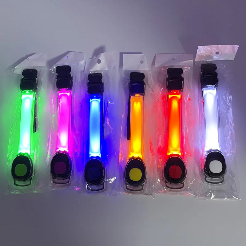 Рисунок 6 - Светящиеся браслеты