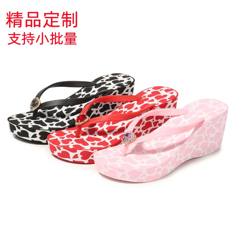 Женские туфли на высоком каблуке летние шлепанцы танкетке блестящие танкетки