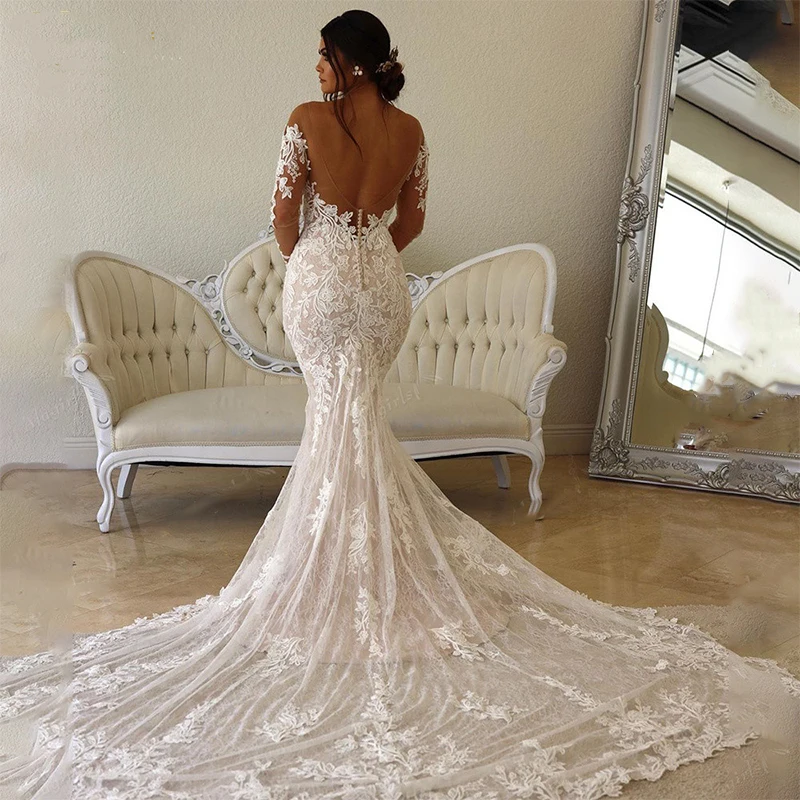 Рисунок 3 - Женское свадебное платье с длинным