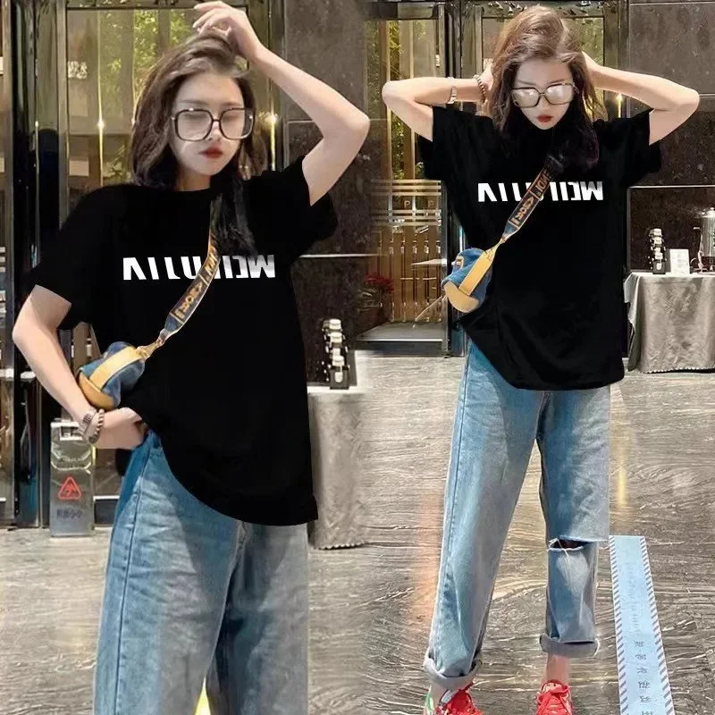 Очень большая 50 00 кг полная девушка с круглым вырезом буквенным принтом Футболка