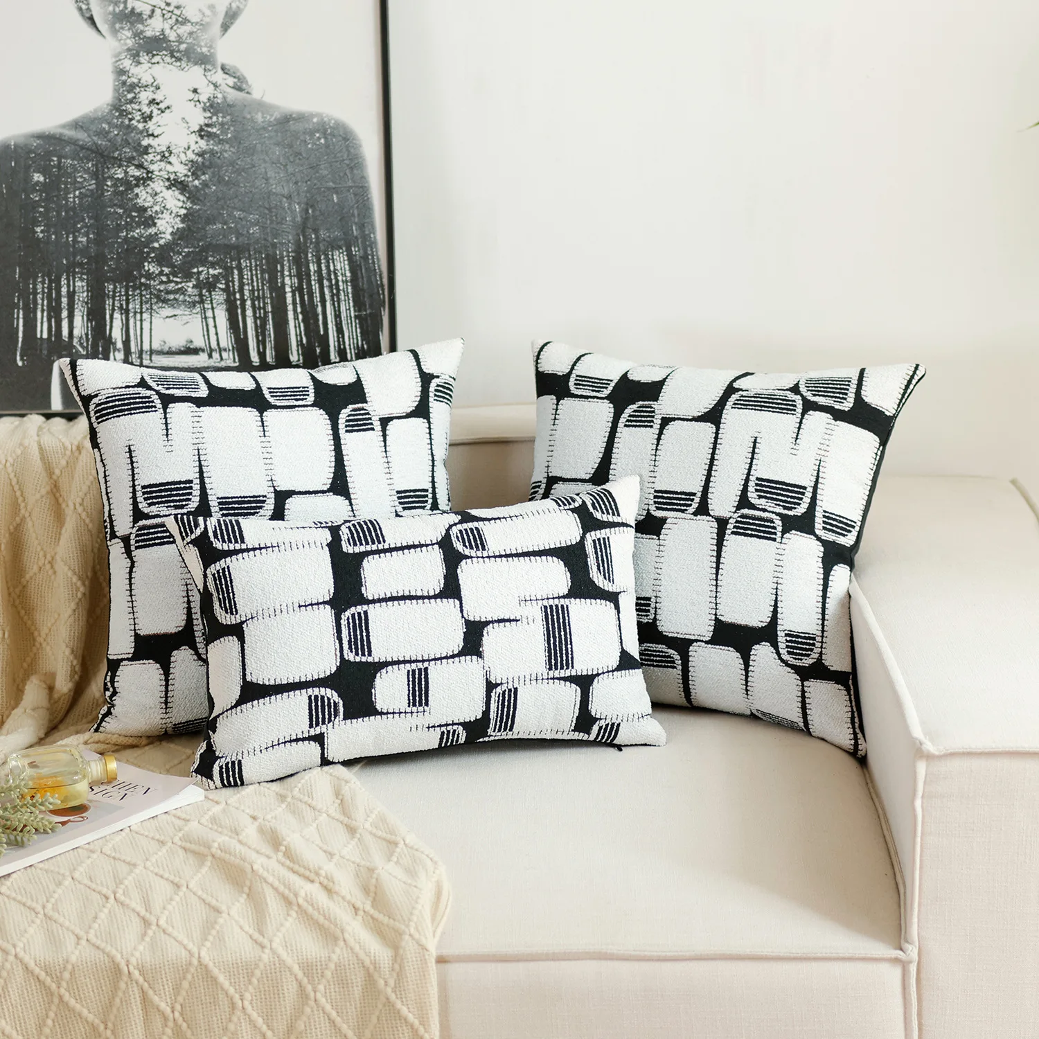 Синельная Геометрическая жаккардовая искусственная черно-белая Модная