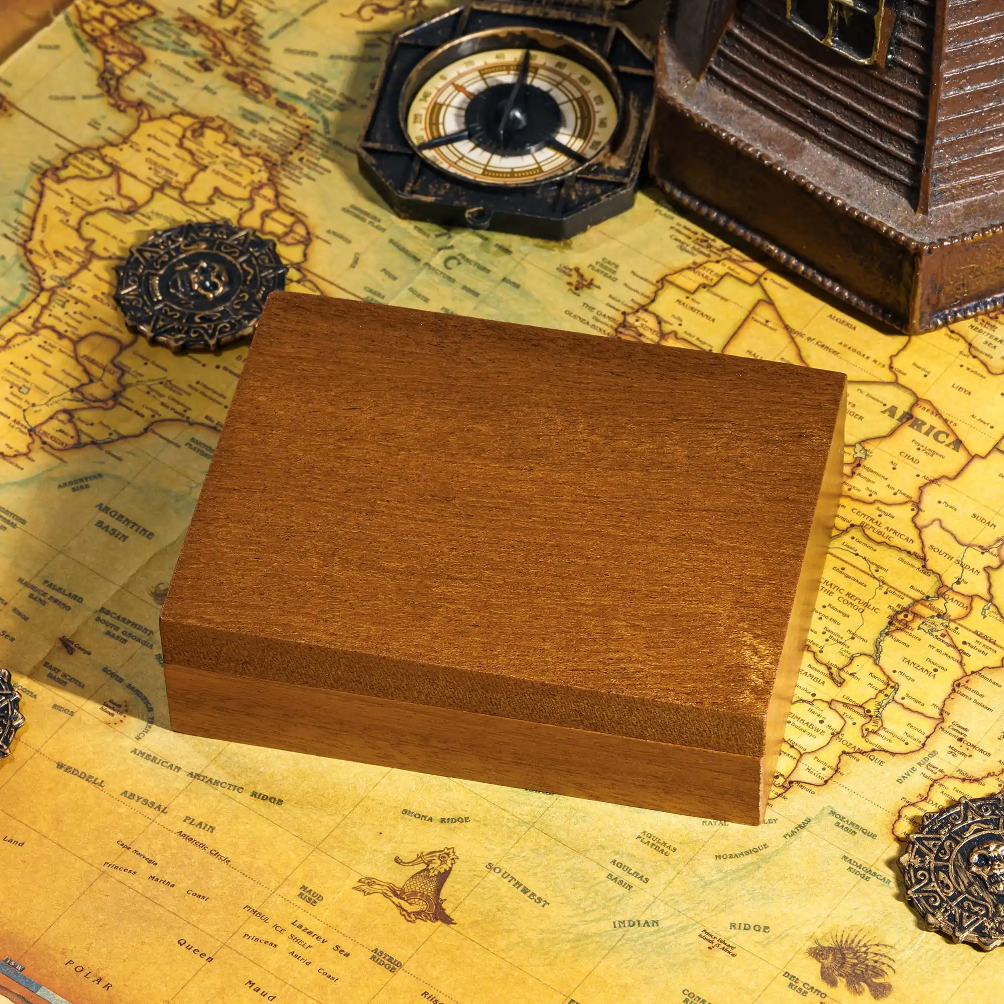 Квадратная искусственная деревянная коробка для хранения 1 Набор 16 мм игральных