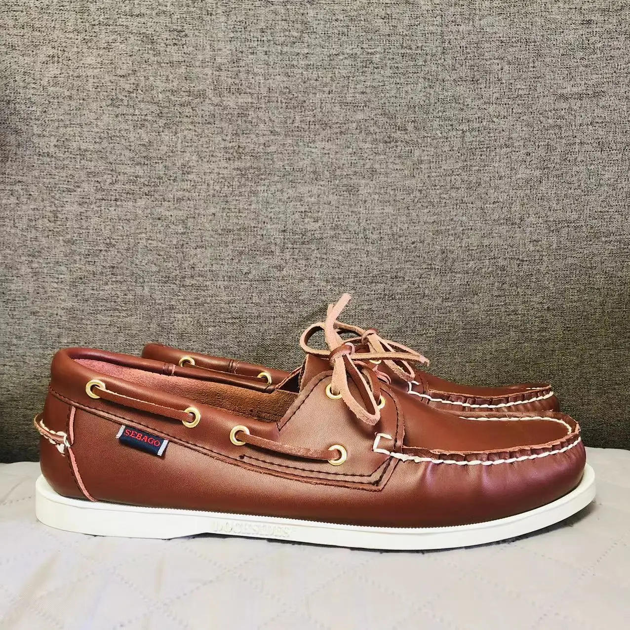 Туфли из натуральной кожи для мужчин и женщин