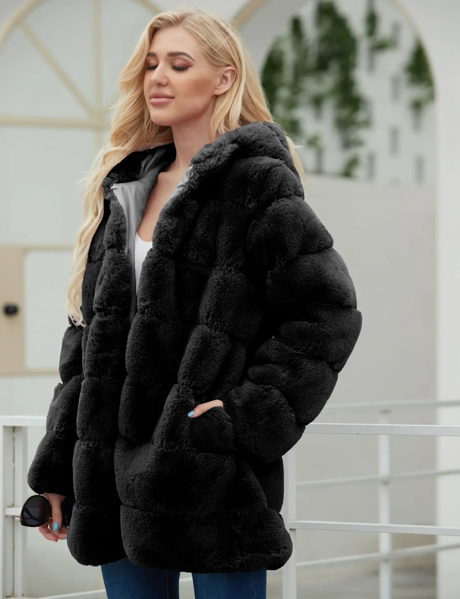 Women's Leather Fur Coat Hooded Long Faux Fur Coat Women's Faux Fur Coat