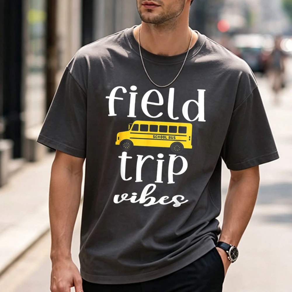 Фото Футболка с принтом школьного автобуса в стиле Field Trip Vibes, дышащая, забавная, для активного отдыха, из высококачественного хлопка, с короткими рукавами №2
