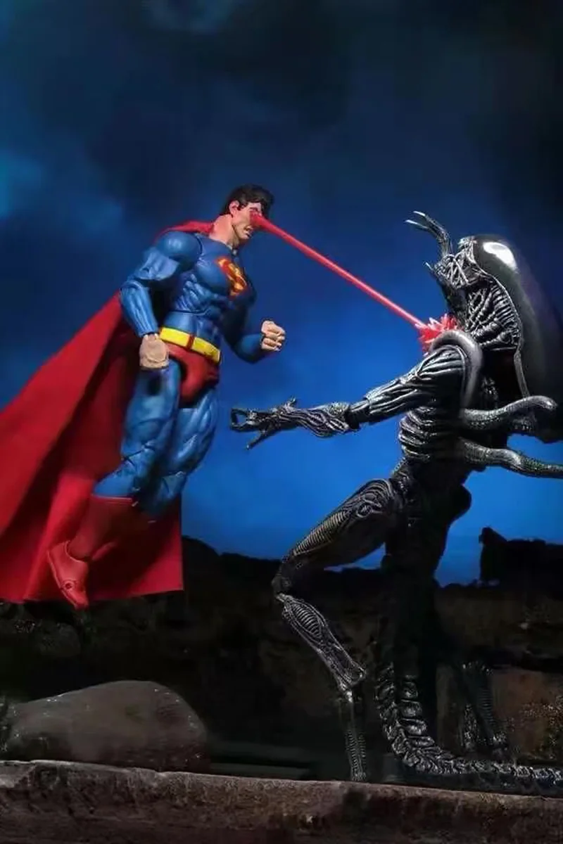 Оригинальная фигурка Бэтмена Супермен против инопланетянина ксеноморфа NYCC 2019