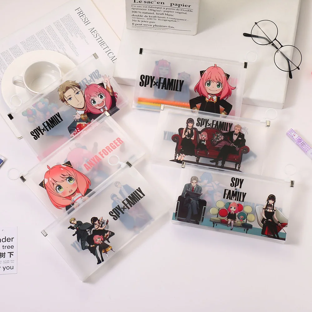

Anime SPY×FAMILY PVC Pencil Case Loid Forger Anya Forger Yor Forger Plastic Pencil Case School Stationery Kids Gift Cosmetic Bag