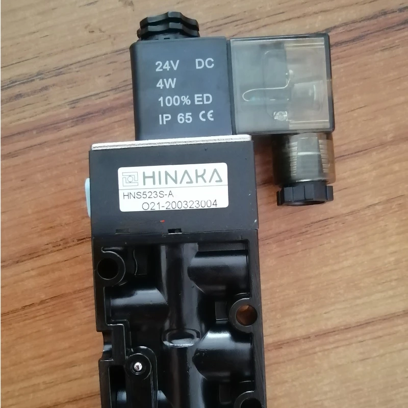 

Пневматический цилиндр высокого давления Hns523s, специальный Соленоидный клапан, пять портов, два положения, оригинал