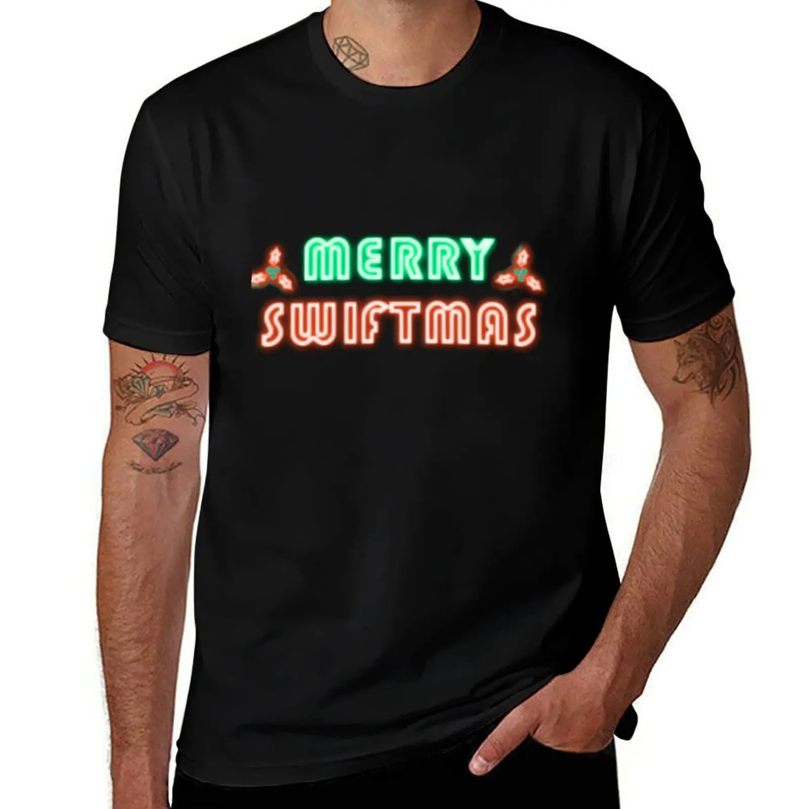 Фото Черная футболка Merry Swiftmas в уличном стиле, больших размеров №1