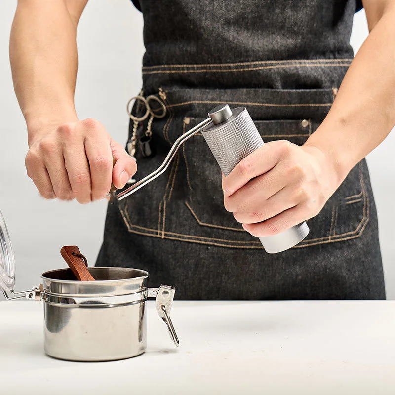 

Ручная кофемолка с корпусом из алюминиевого сплава, станок с ЧПУ, 6 звезд, сердцевина из нержавеющей стали, измельчитель кофейных зерен, приб...