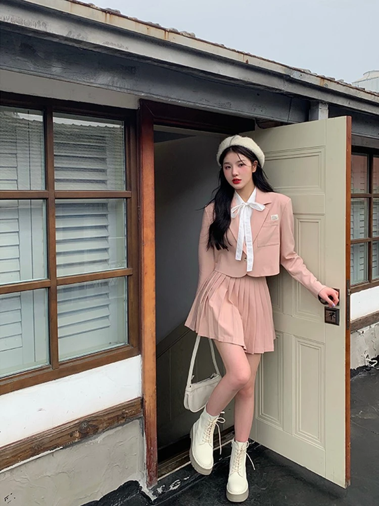 Женский блейзер с высокой талией приталенный короткий пиджак и плиссированная