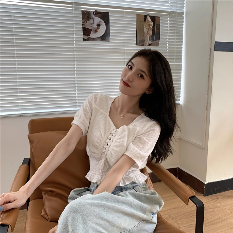 Модные белые женские блузки на завязках с пышными рукавами однотонная