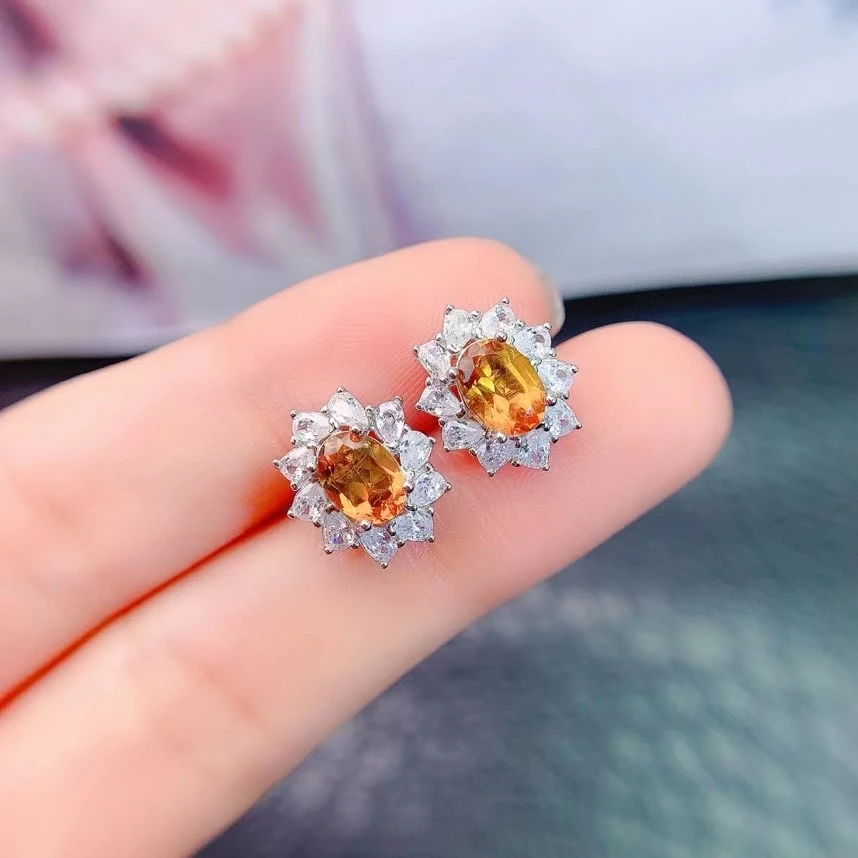 Классические серьги-гвоздики из серебра 925 пробы с кристаллами 5 мм * 7 всего