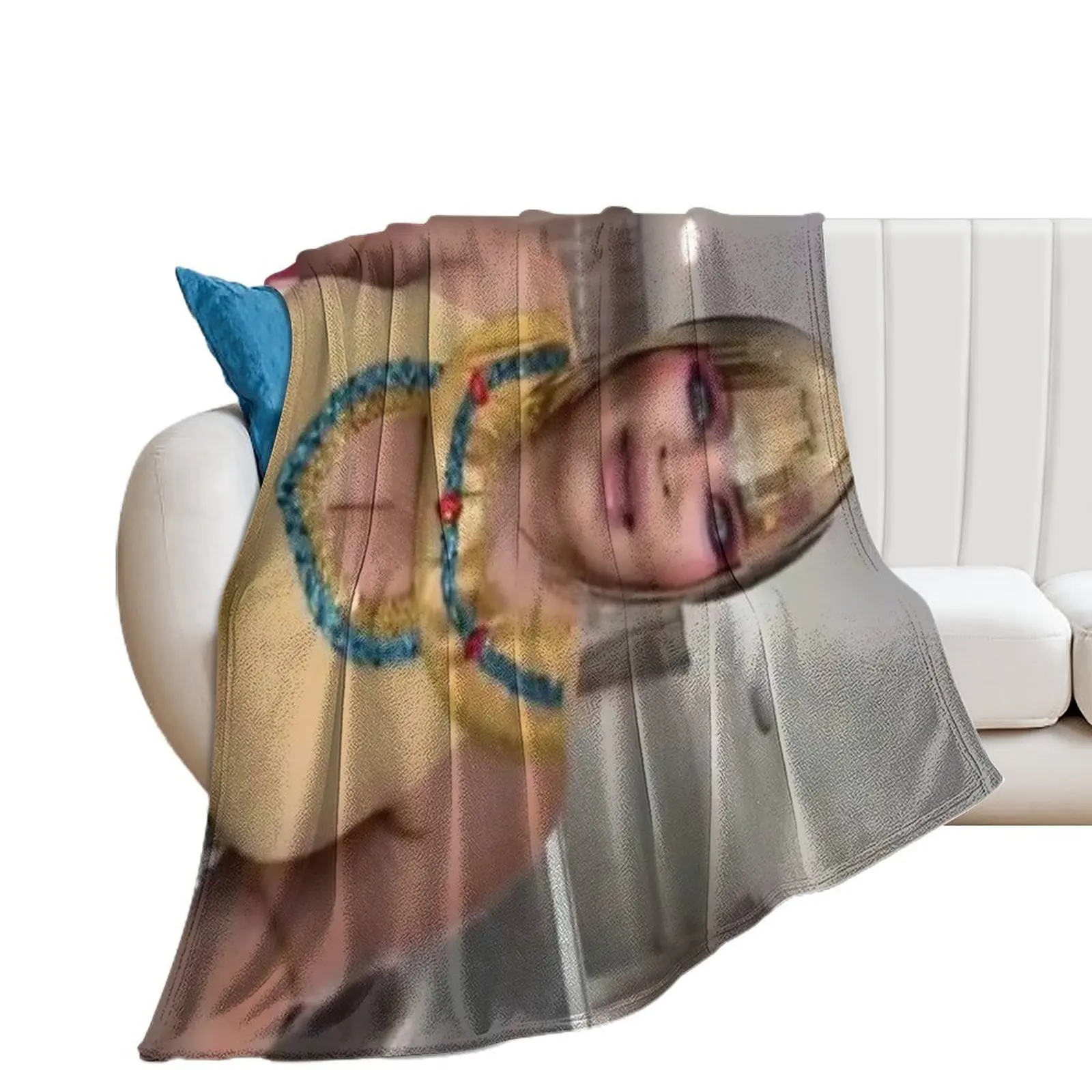 Многофункциональное одеяло trisha paytas