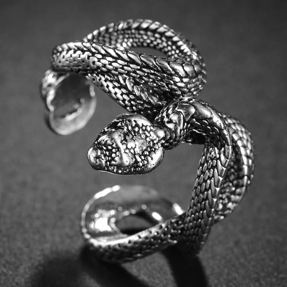 

2023 New Vintage Snake Ring For Men Women Fashion Exquisite Punk Silver Couple Ring Gothic Luxury Jewelry Gift