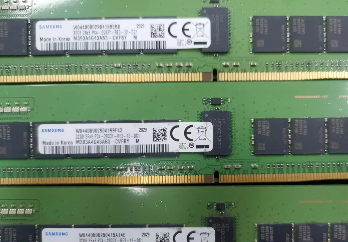 

ОЗУ New M393A4G43AB3-CVF 32G 2RX8 2933 DDR4 RDIMM Серверная память