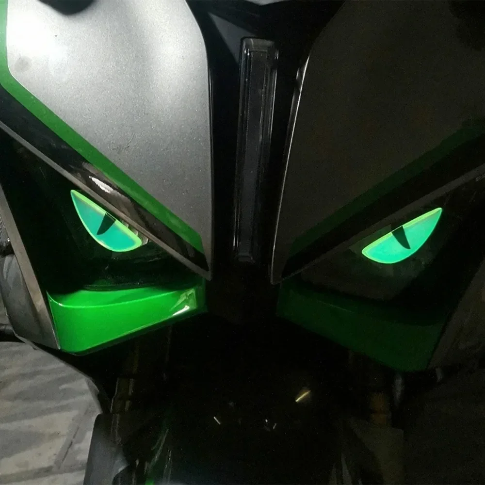 Светящаяся наклейка кошачий глаз на автомобиль 3D глаза демона мотоцикл