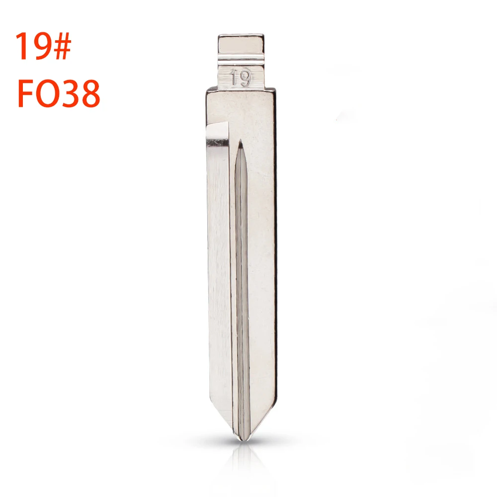 необработанный металлический ключ