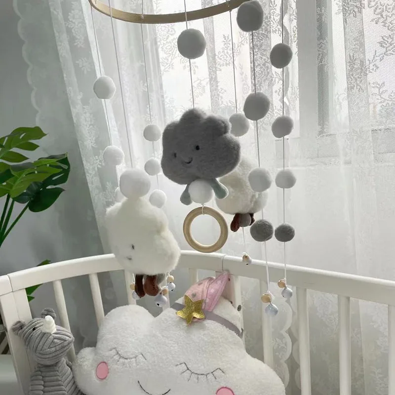 

Baby Mobile Rattles Toys Chime Safe Bed Bell Decoration Musical Toy For Newborn Children's Room Cloud Cotton Carousel For Cots