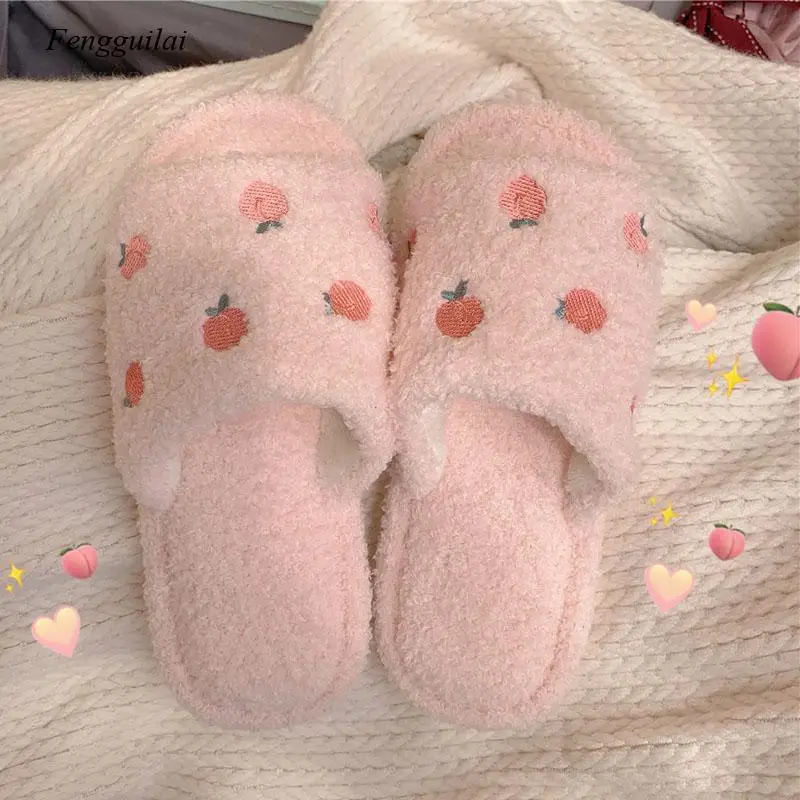 2022 Cute Cartoon Peach Plush Women Slippers Winter Home Warm Furry Footwear New Fashion Autumn House Slides Female Flip Flops
