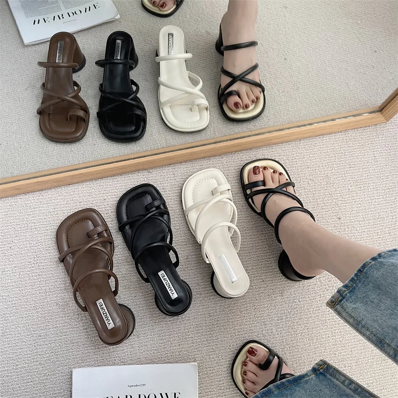 

Square Toe Shoes Woman 2023 Female Slippers Rubber Flip Flops Heeled Mules Med New Hawaiian High Block Summer Rome Pumps Slides