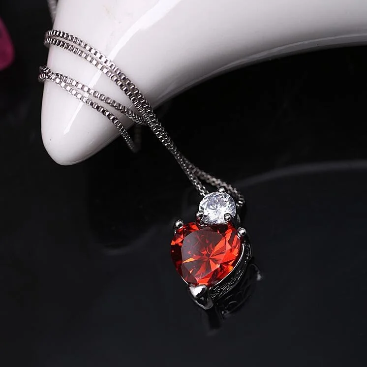 

ANGLANG Luxury Heart Pendant Necklace Bridal Wedding Shiny CZ Stone Romantic Gift Elegant Fashion Necklace Jewelry for Women