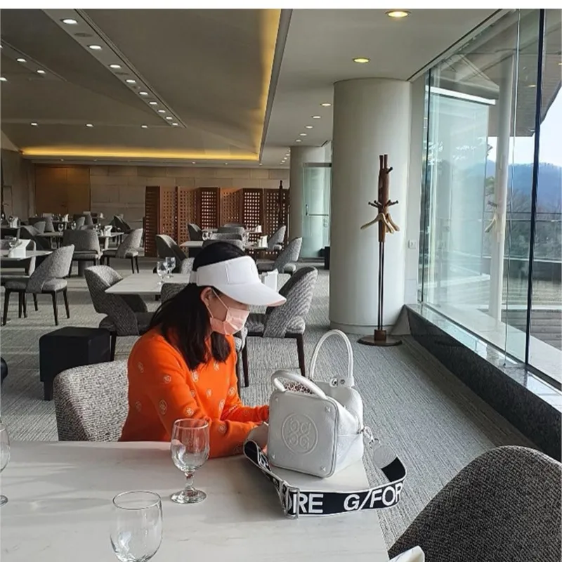 Golf Valuables Pouch, Leather Golf Tee Pouch Closure Golf Ball Tee Handbag Portable Golf Ball Accessories Pouch 