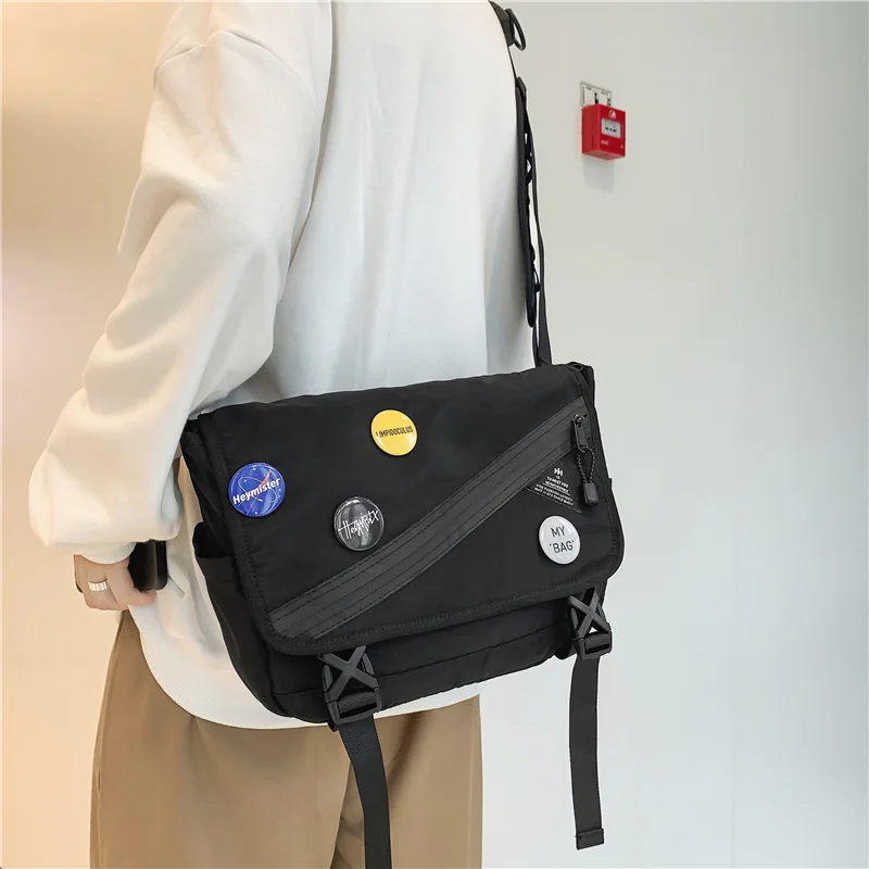 

Big Capacity Flap Messenger Bag for Working Popular Trend Simple Design Shoulder Bag for College Students Book Bag Leisure Bag