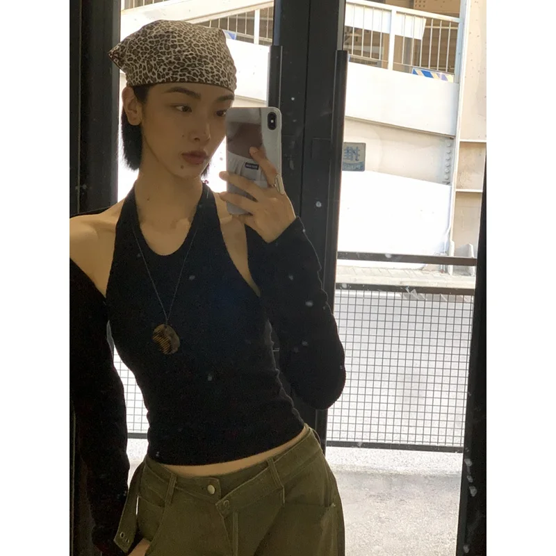 Lonslan 2024 осенний новый дизайн облегающий топ с бретелькой на шее + нарукавники