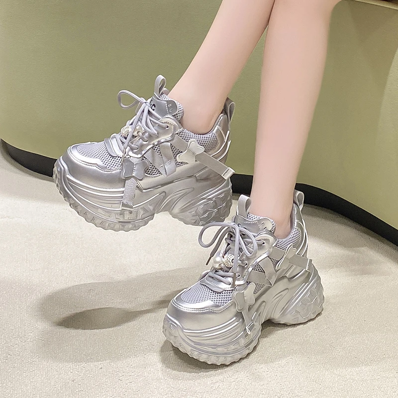 Криперы на платформе Осенние криперы увеличенные внутренние Корейская обувь для