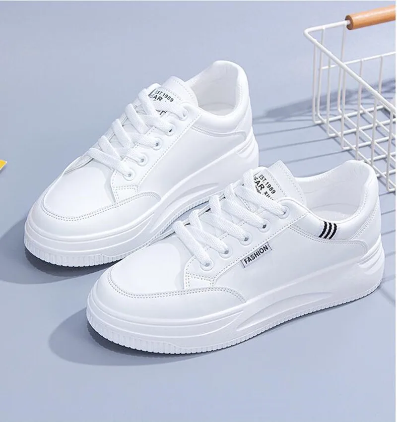 

2022 Small White Shoes Women's Autumn New Ins Tide Thick Bottom Casual Shoes Muffin Sports Students All-match Skate Shoes 35-40