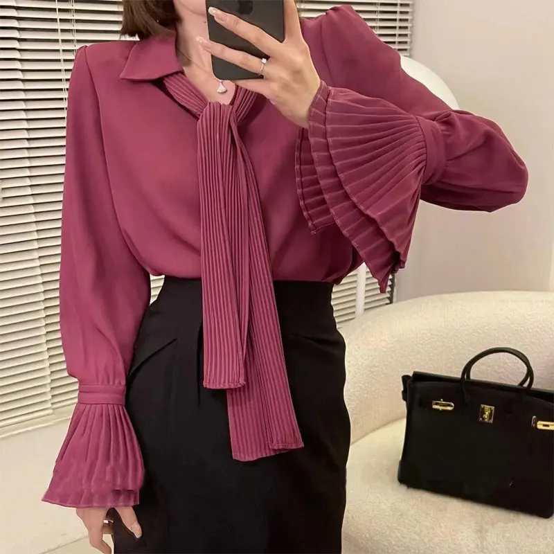 

Office Lady Elegant Turn-down Collar Shirt 2023 Spring Autumn Solid Color Stylish Flare Sleeve Pleated Korean Drawstring Blouse