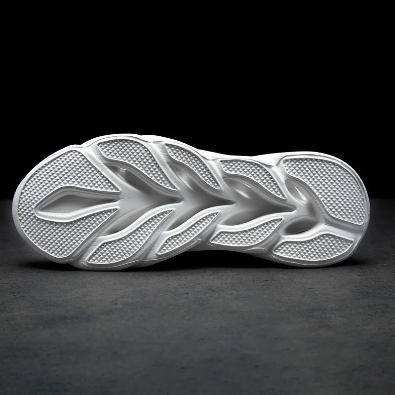 Men's Outdoor Fashion Casual Shoes 2022 Tennis Student Large 46 Sports Couple Fashion Breathable Running Training Shoes