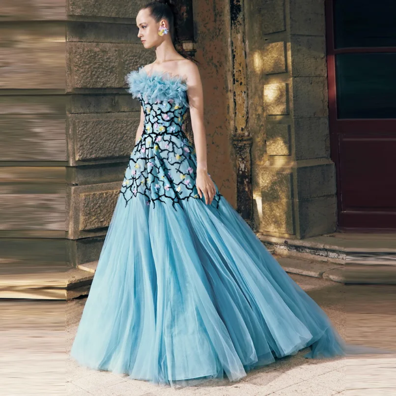 

Fresh Sky Blue 3D Flower Prom Dresses Ruffles Tulle Strapless A-line Prom Gowns Embroidery Long Formal Party Dress