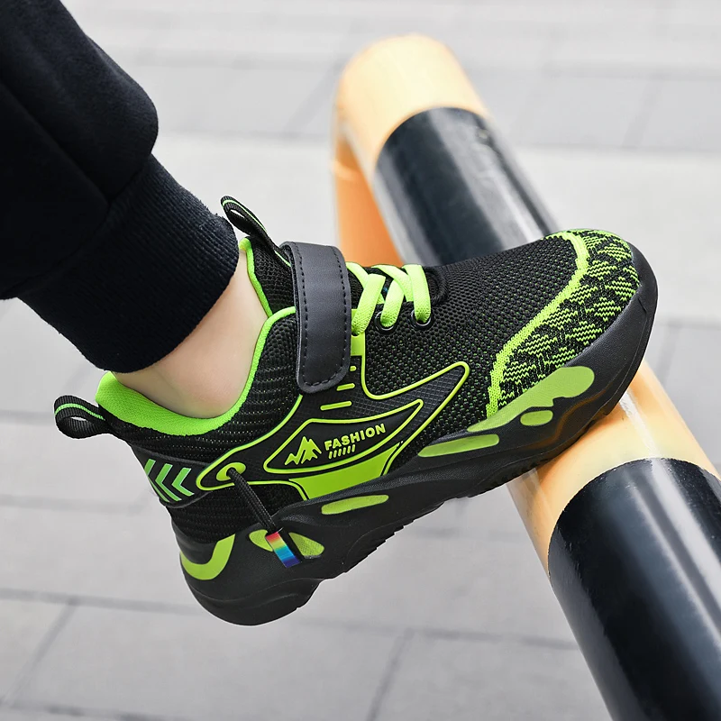 Children's Fashion Sports Shoes Boys Girls Running Outdoor Sneakers Breathable Soft Bottom Kids Lace-up Jogging Shoes