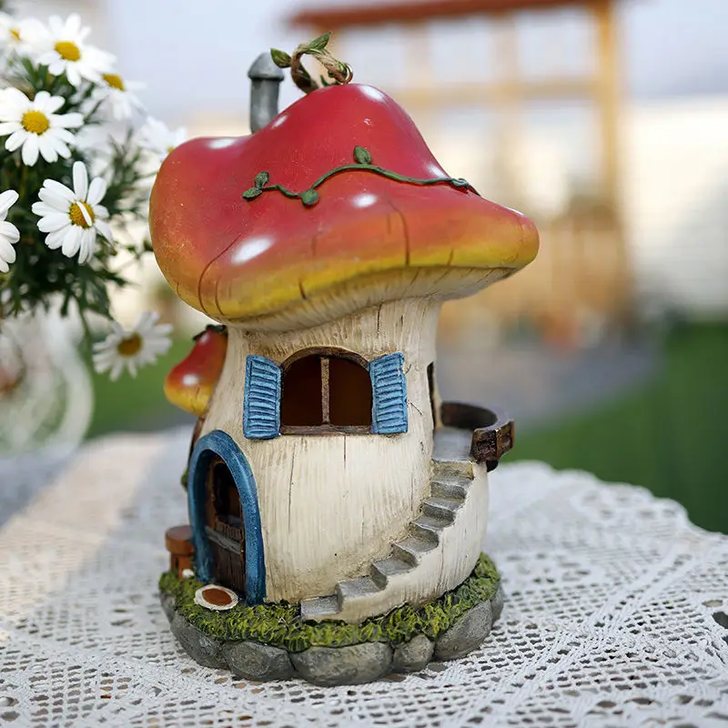 

Garden Decoration Courtyard Balcony Creative Ornaments Solar Lamp Outdoor Pendant Pastoral Small House Lamp Landscape Resin