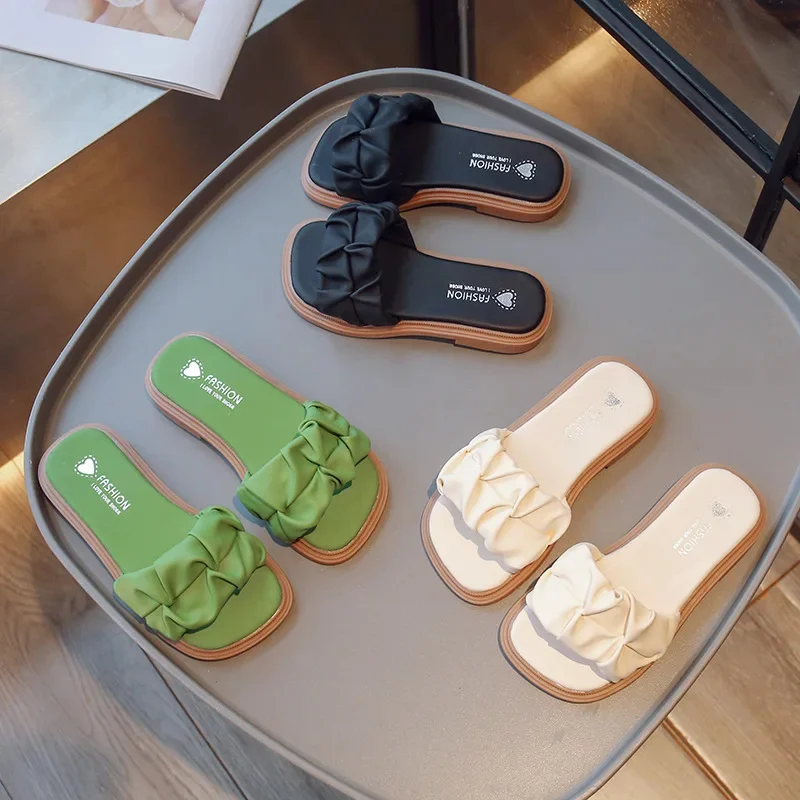 

Летние шлепанцы для девочек, новинка 2023, кружевные уличные сандалии принцессы с мягкой подошвой, детская пляжная обувь, детские Нескользящие шлепанцы на плоской подошве