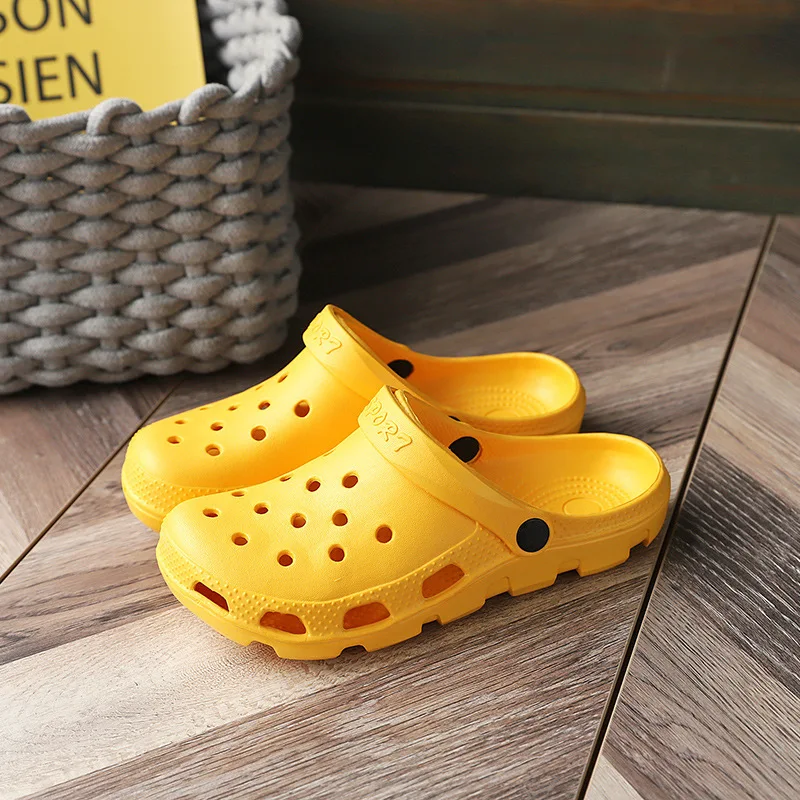 Women's Sandals 2022 Shoes Flat Soft Non-slip Slippers Home Garden Indoor Outdoor Beach Summer ccroc Sandal Men Woman Men's