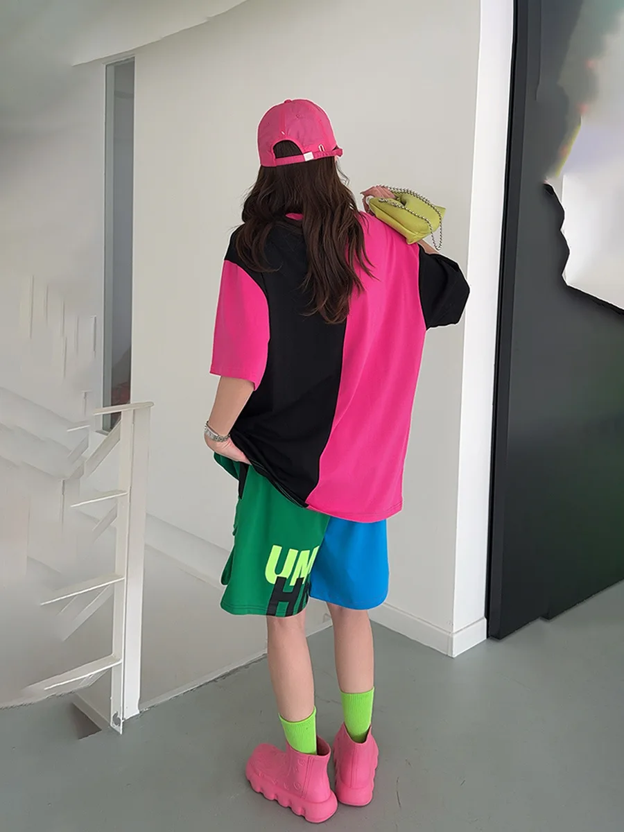 Разноцветные комплекты с короткими брюками большого размера буквенным принтом