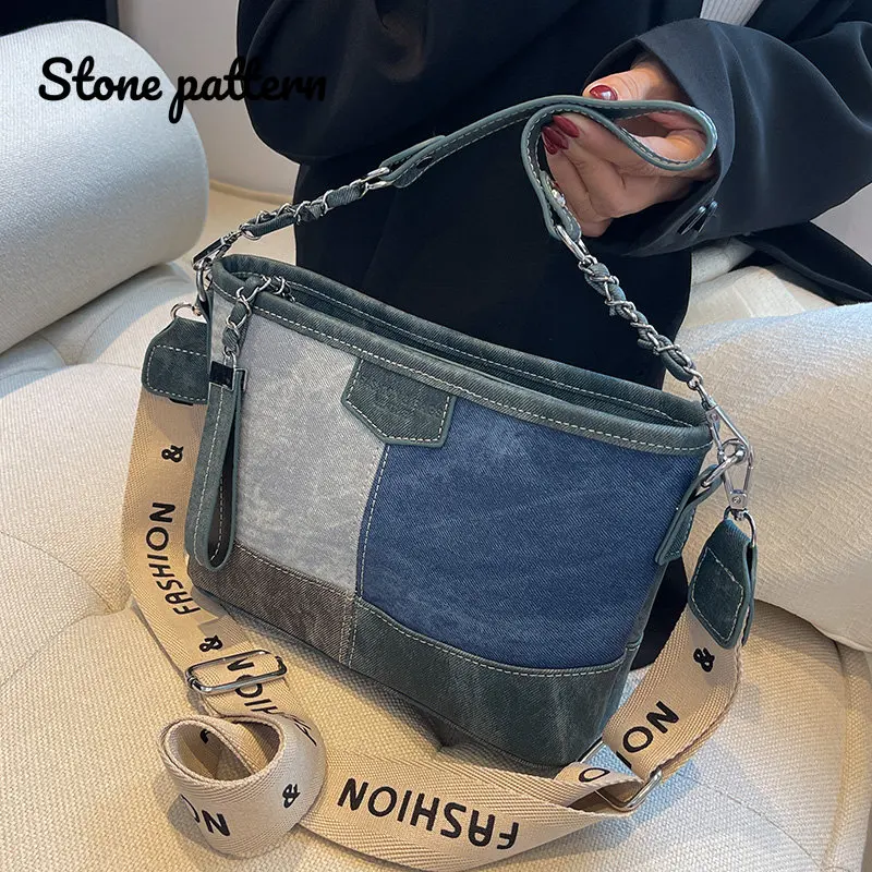 

2023 Fashion panelled Women Shoulder Messenger Bags Small chain Bucket Crossbody bags for Ladies Handbags phone Purse blue bolsa
