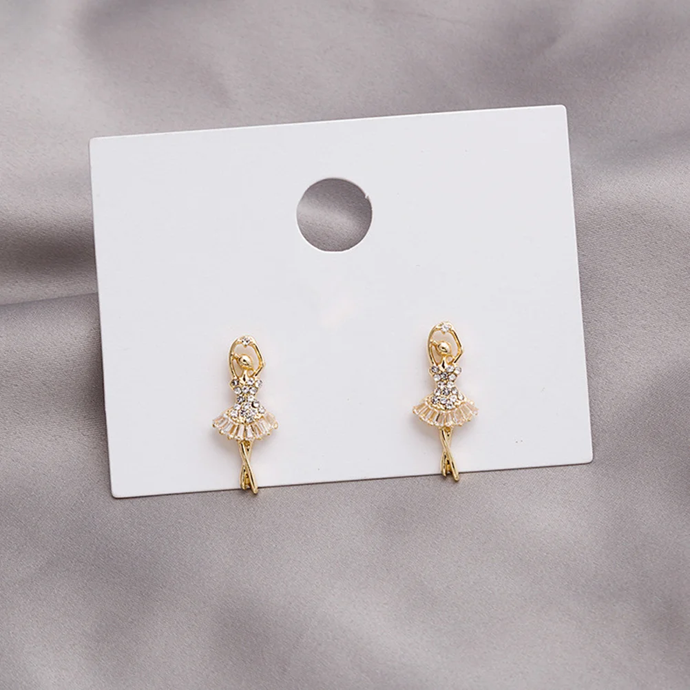 Серьги-гвоздики для танцевальной девушки с кубическим цирконием микро