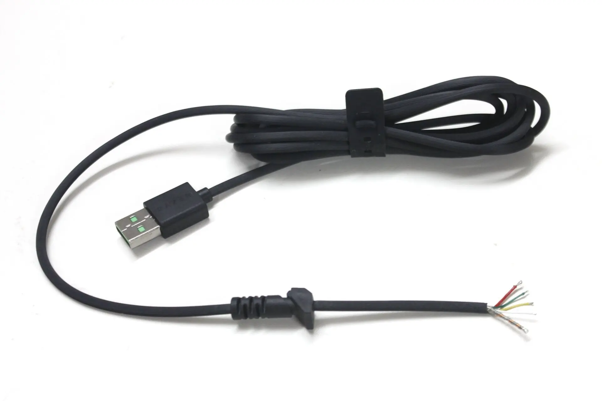 

Сменный USB-кабель для проводной игровой гарнитуры Razer Kraken V3 X