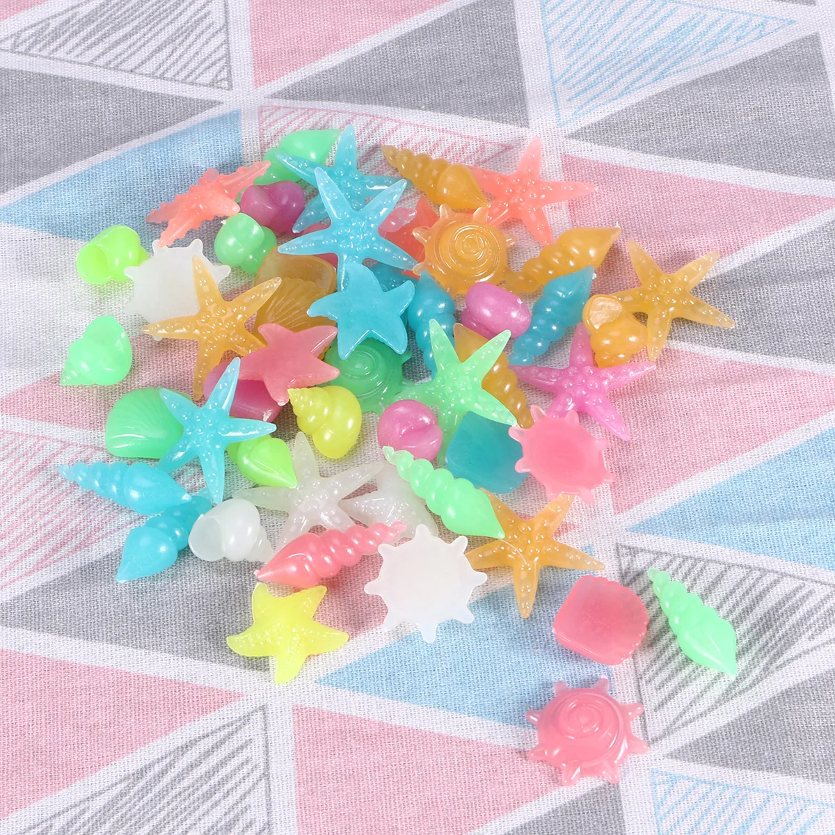 

50pcs Conch Decorative Luminous Aquarium Decor for DIY Crafts