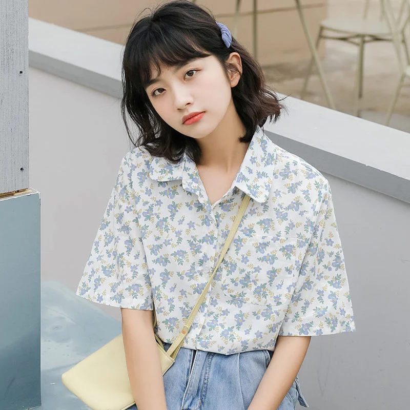 

DAYIFUN Chic Women Shirt Short Sleeve Vintage Style Polo-Neck Women Tops Summer Japanese Floral Preppy Style Blouse Women