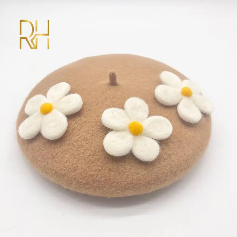 Женский шерстяной фетровый берет с цветами маргариток |