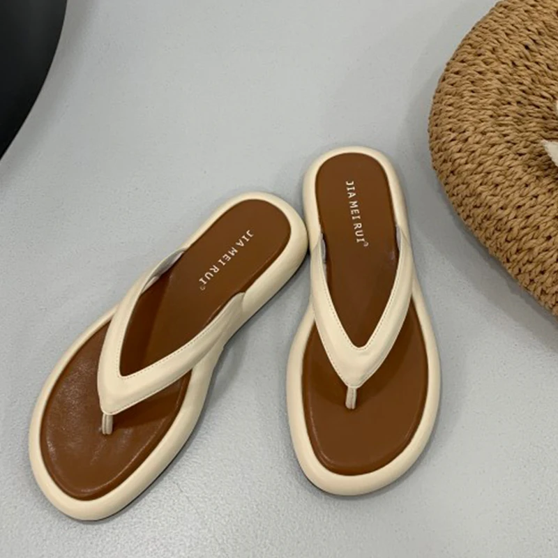 

Женские шлепанцы, летние повседневные Шлепанцы из искусственной кожи с круглым носком, пляжные сланцы, новинка 2022, шлепанцы