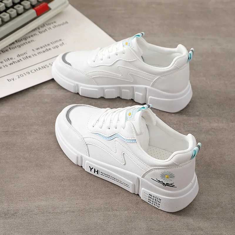 

Summer fashion white shoes women's new high-top Korean flat shoes autumn women's leather casual shoes sneakers